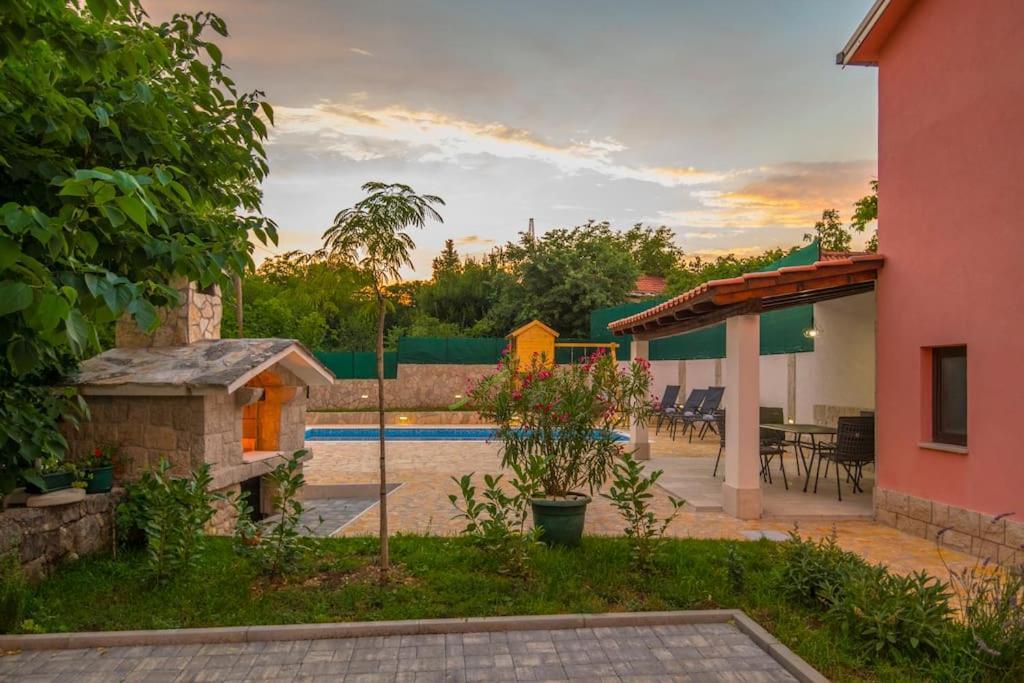 Villa Milla-Grubine Exterior foto